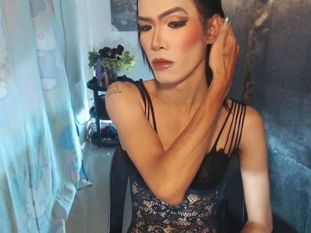 Live sex webcam photo for HUGEmistress #273870881