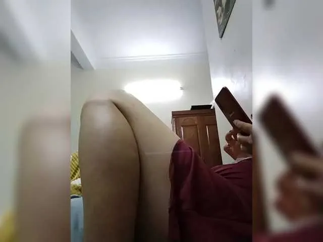 Live sex webcam photo for HaChiSweet #287957342