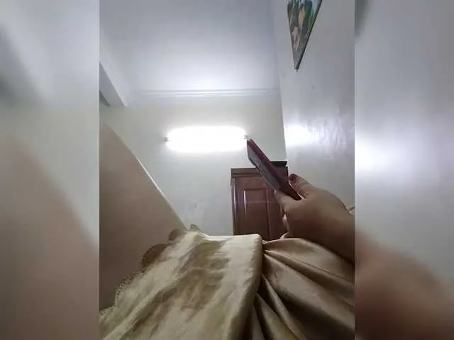 Live sex webcam photo for HaChiSweet #288186308