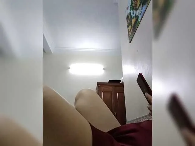 Live sex webcam photo for HaChiSweet #289619777