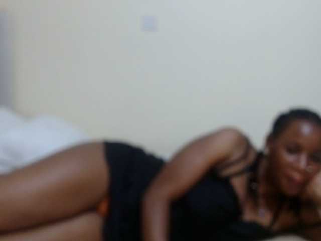 Live sex webcam photo for Hadassa29 #290572749