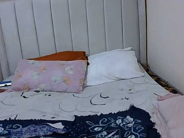 Live sex webcam photo for Hadassa29 #291161214