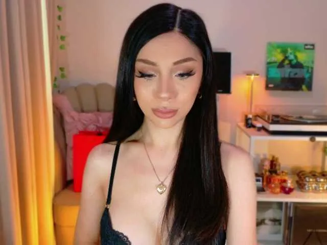 Live sex webcam photo for HaileyHendrix #293279963