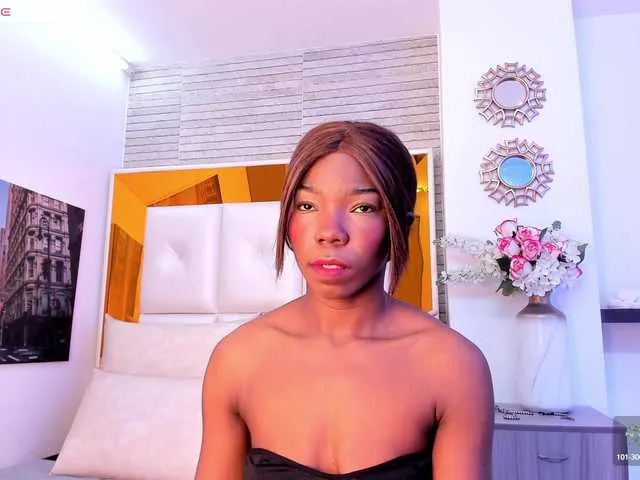 Live sex webcam photo for HaileyHills #291424541