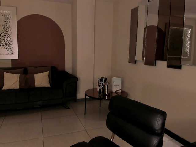 Live sex webcam photo for HaileyRoss #292403042