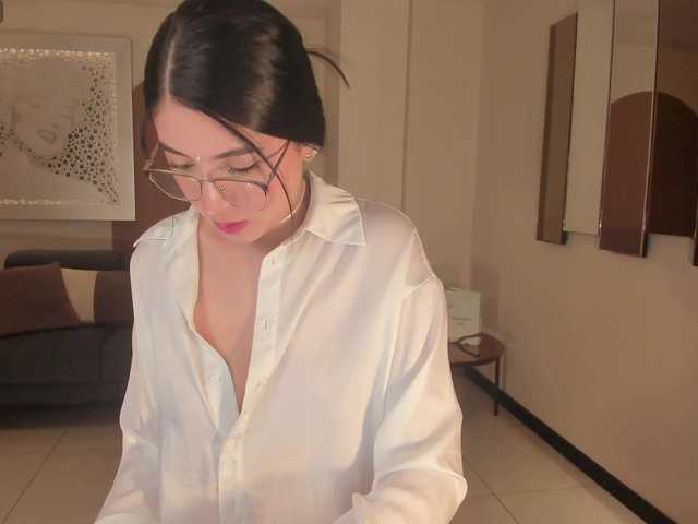 Live sex webcam photo for HaileyRoss #292415345