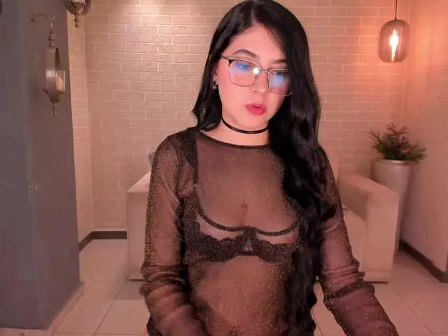 Live sex webcam photo for HaileyRoss #292461372