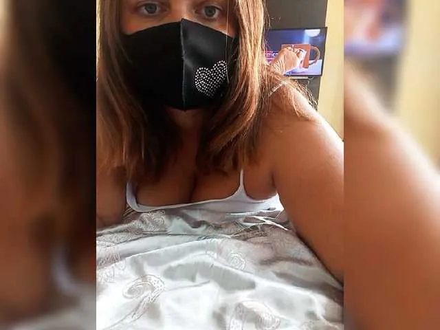 Live sex webcam photo for HairyCrotch #274531775