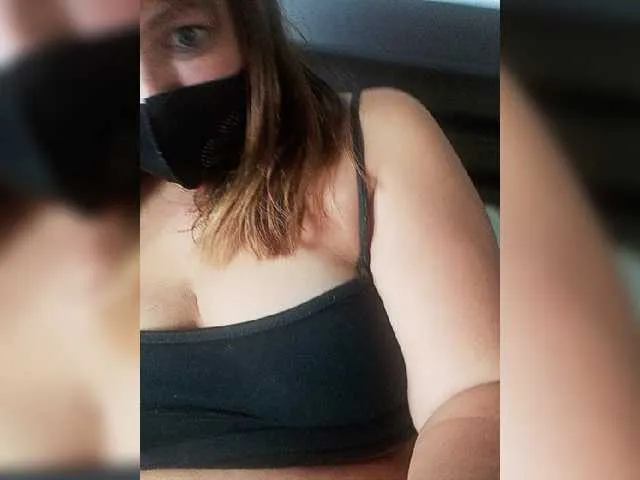 Live sex webcam photo for HairyCrotch #274635926