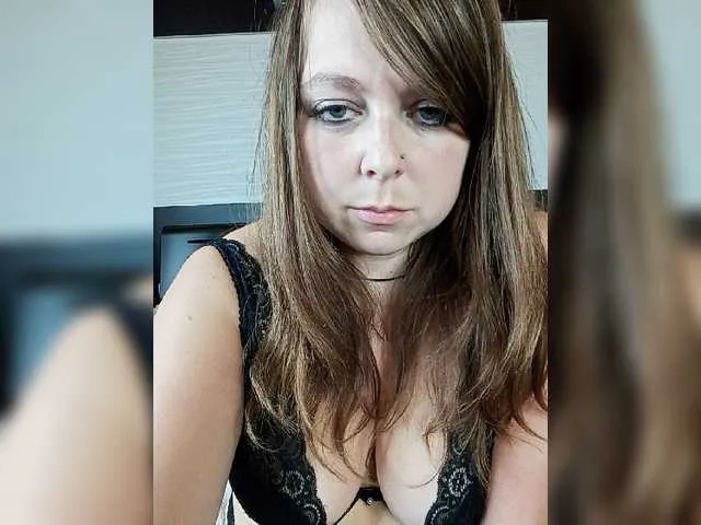 Live sex webcam photo for HairyCrotch #275860529