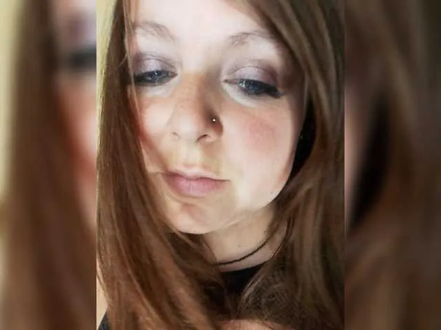 Live sex webcam photo for HairyCrotch #275903300