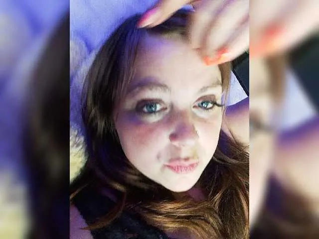 Live sex webcam photo for HairyCrotch #275963146