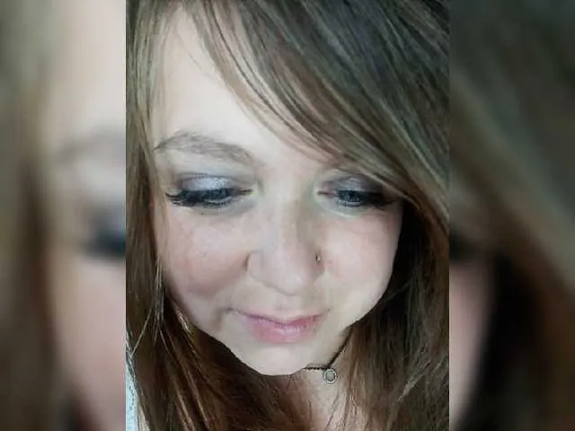 Live sex webcam photo for HairyCrotch #276197725