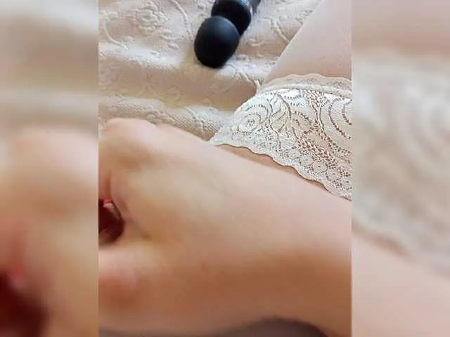 Live sex webcam photo for HairyCrotch #276417870