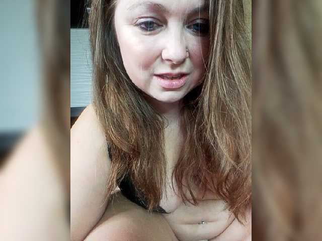 Live sex webcam photo for HairyCrotch #276797421