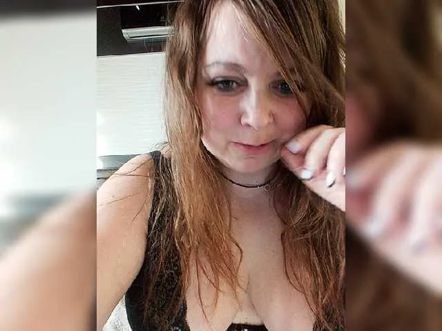 Live sex webcam photo for HairyCrotch #277311480