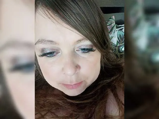 Live sex webcam photo for HairyCrotch #277496087