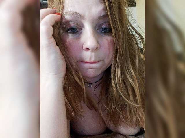 Live sex webcam photo for HairyCrotch #277692448