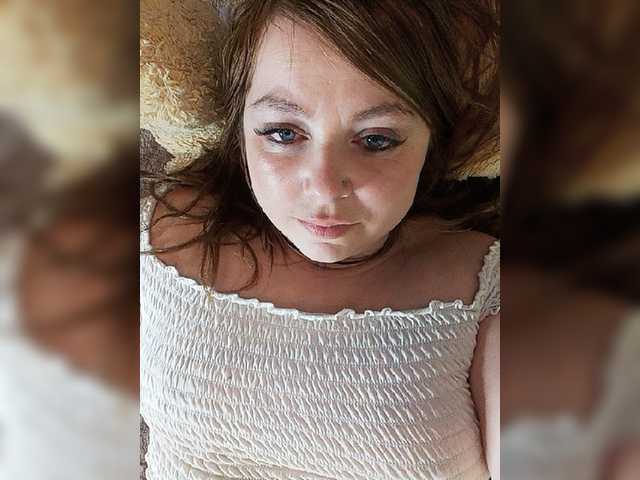 Live sex webcam photo for HairyCrotch #277883418