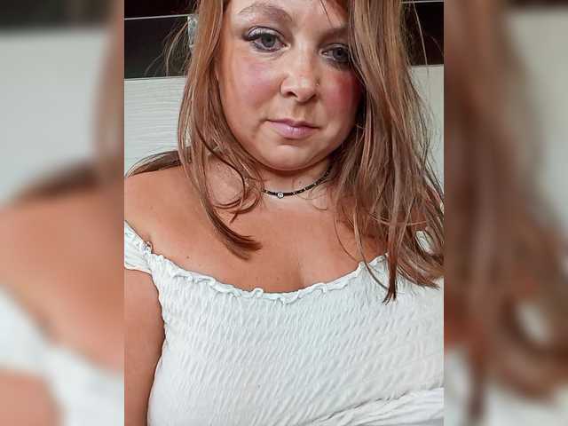 Live sex webcam photo for HairyCrotch #278253676