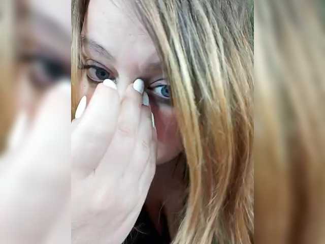 Live sex webcam photo for HairyCrotch #290539294