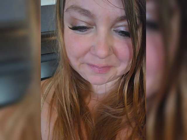 Live sex webcam photo for HairyCrotch #291008505