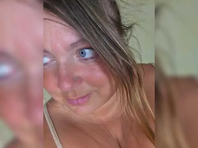 Live sex webcam photo for HairyCrotch #291459590