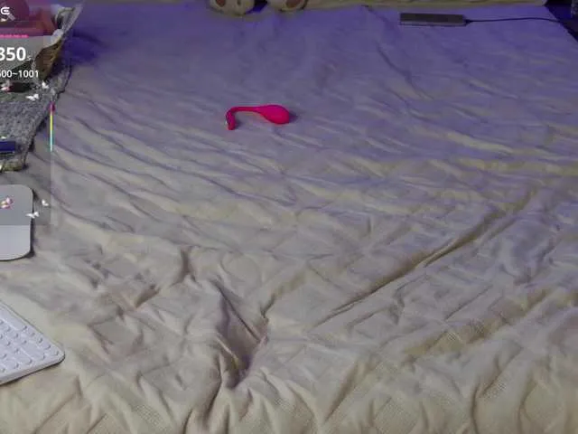 Live sex webcam photo for HairyCrotch #291858534