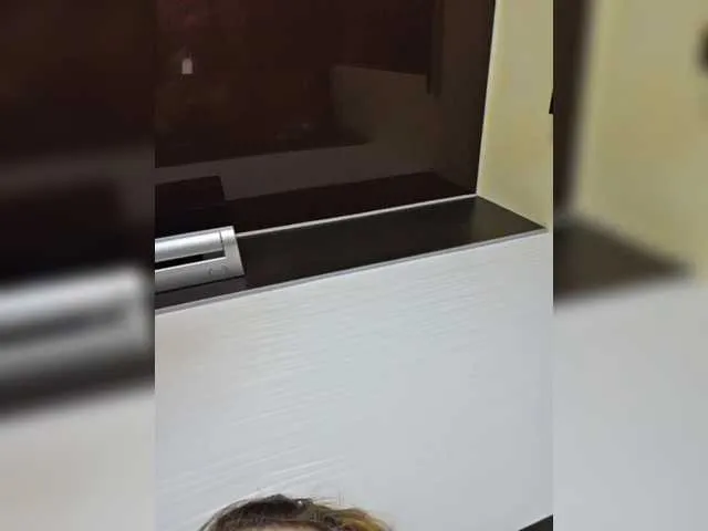 Live sex webcam photo for HairyCrotch #292078750