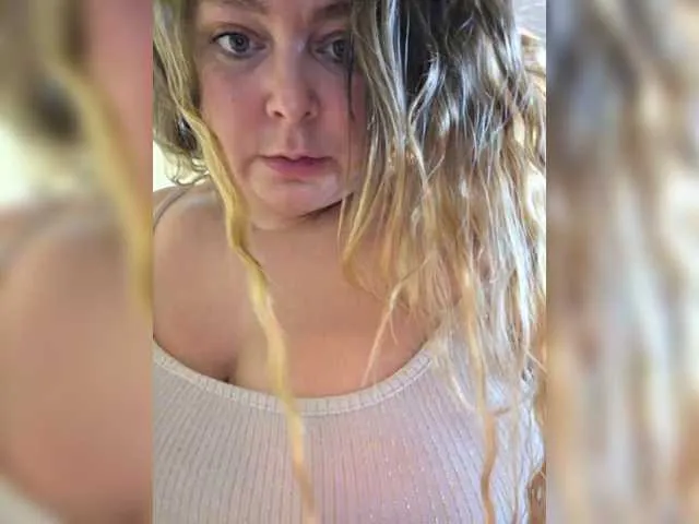 Live sex webcam photo for HairyCrotch #292223371