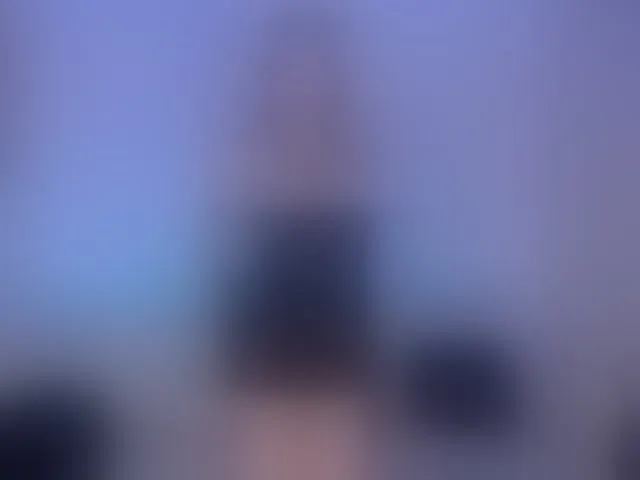 Live sex webcam photo for HaleyGreen #293732698