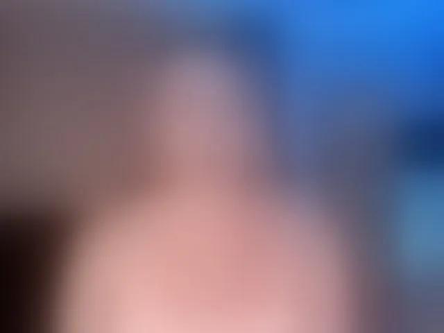 Live sex webcam photo for HaleyGreen #293867132