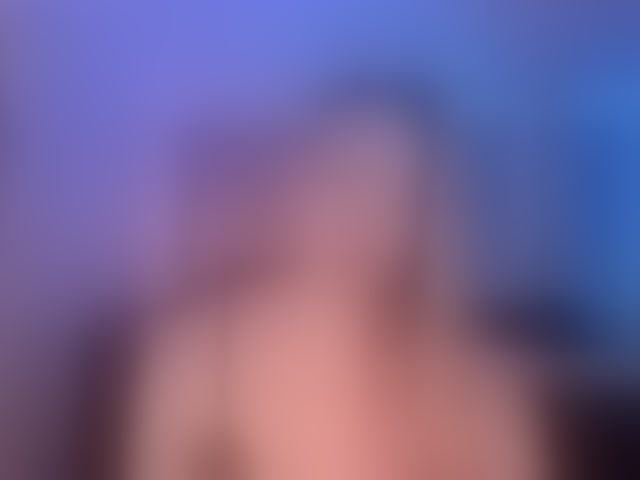 Live sex webcam photo for HaleyGreen #293959047