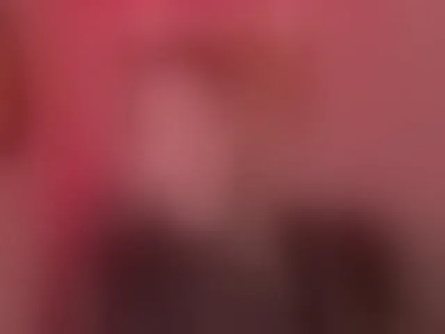 Live sex webcam photo for HaleyGreen #294171296