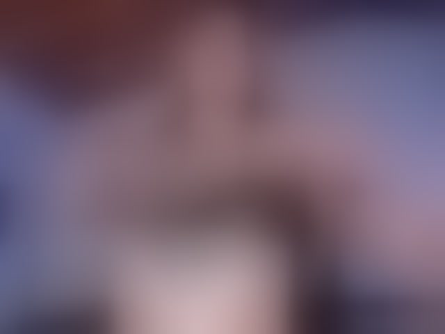 Live sex webcam photo for HaleyGreen #294330620