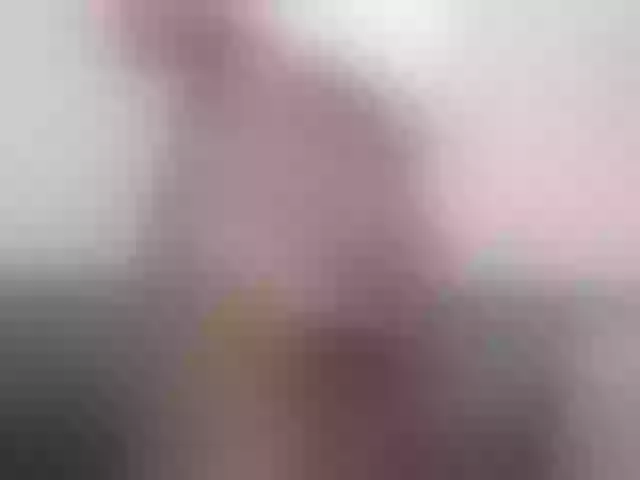 Live sex webcam photo for HallyBekker #276796618