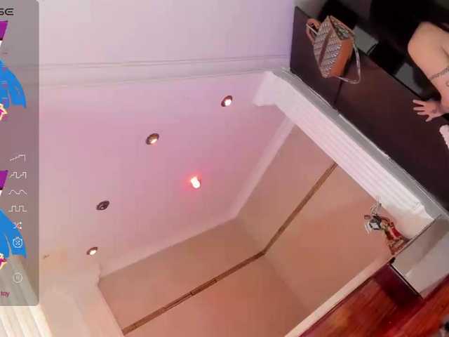 Live sex webcam photo for HalseyTokio #277077284