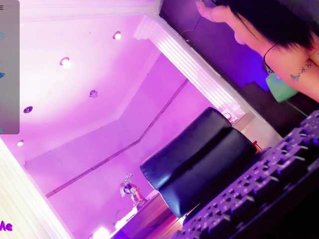 Live sex webcam photo for HalseyTokio #278271842