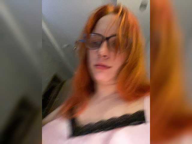 Live sex webcam photo for HamkaNahalka #273563459