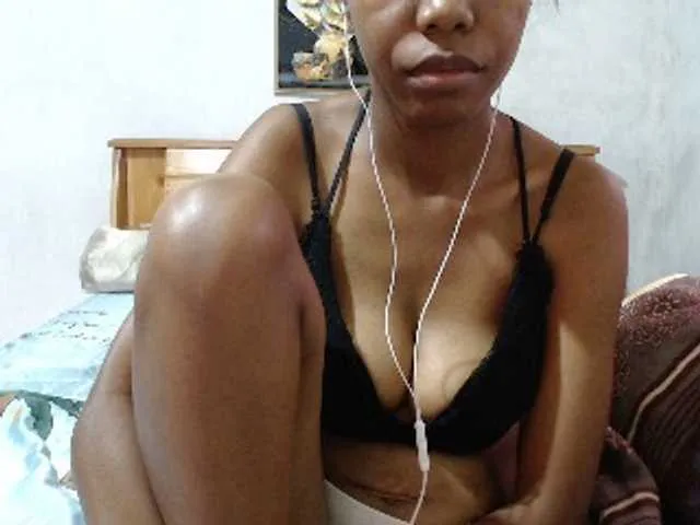 Live sex webcam photo for Hamour #292401032