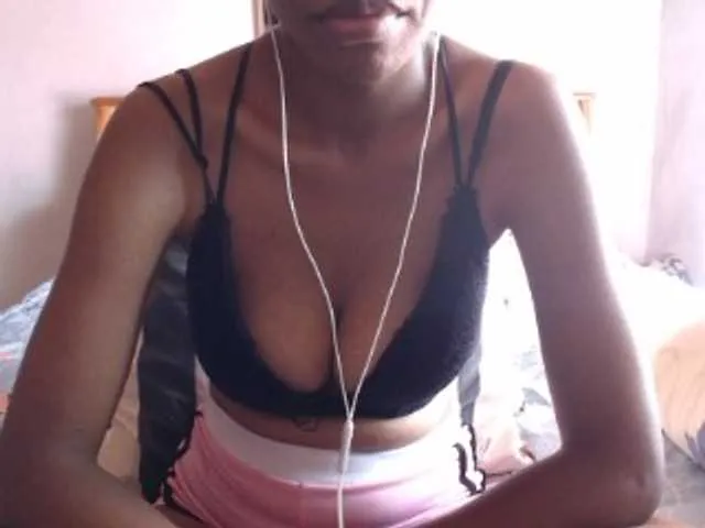 Live sex webcam photo for Hamour #292415265