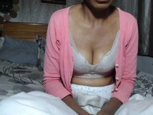 Live sex webcam photo for Hamour #293882615