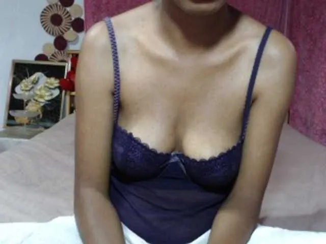 Live sex webcam photo for Hamour #294329475