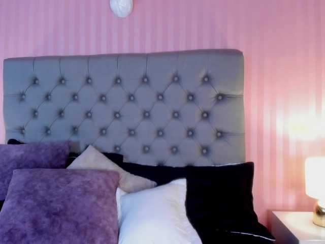 Live sex webcam photo for Hana-Wayne #276123801