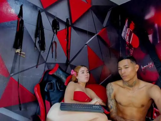 Live sex webcam photo for Hana-and-Zeta #292534856