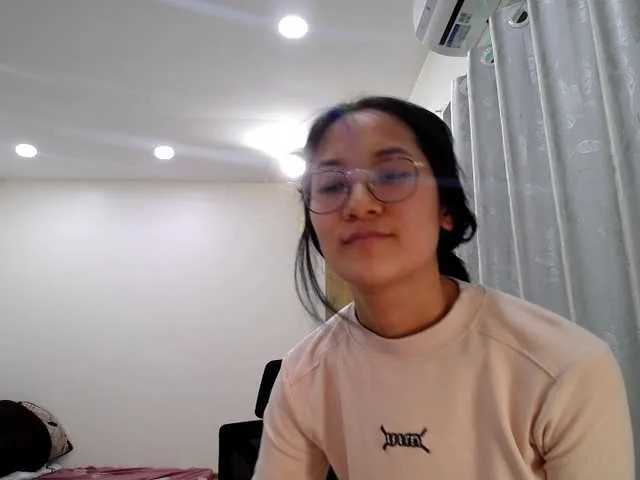 Live sex webcam photo for Hana099 #290708336