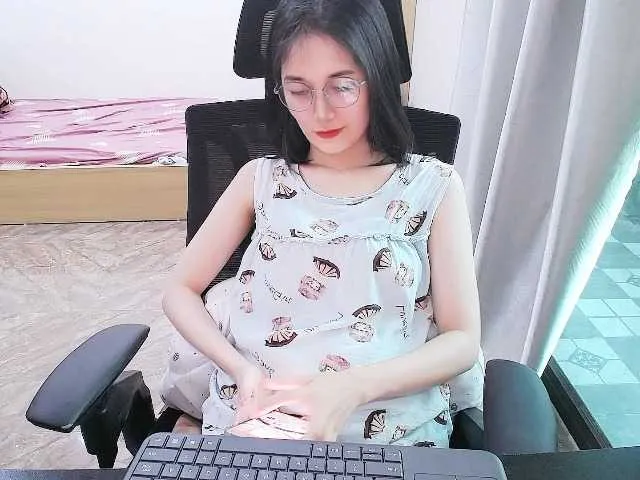 Live sex webcam photo for Hana099 #291049533