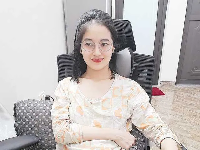 Live sex webcam photo for Hana099 #291532850