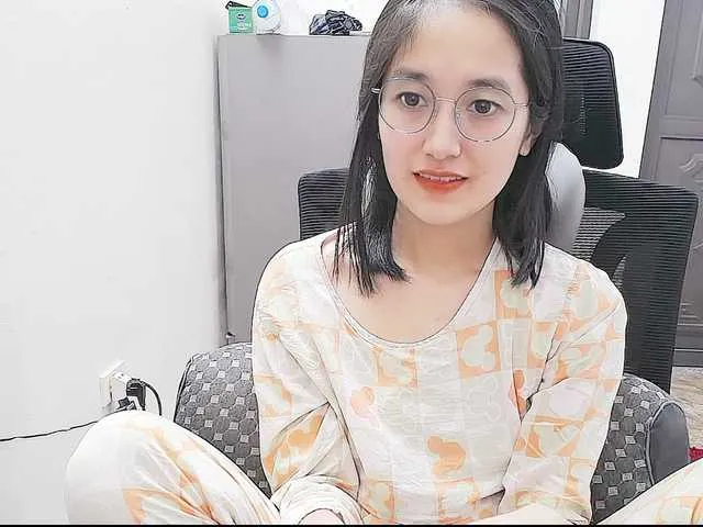 Live sex webcam photo for Hana099 #291641026