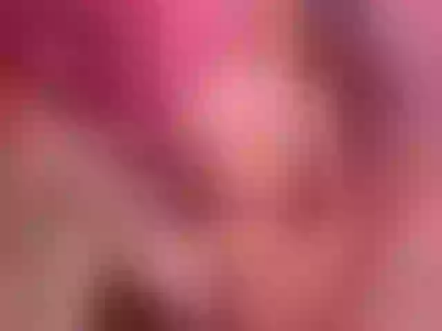 Live sex webcam photo for HanaBashar #277775631